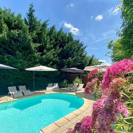 O Clair De Lune Au Coeur De Sarlat - Chambres Climatisees - Parking Prive - Piscine Chauffee - Spa Et Massages المظهر الخارجي الصورة