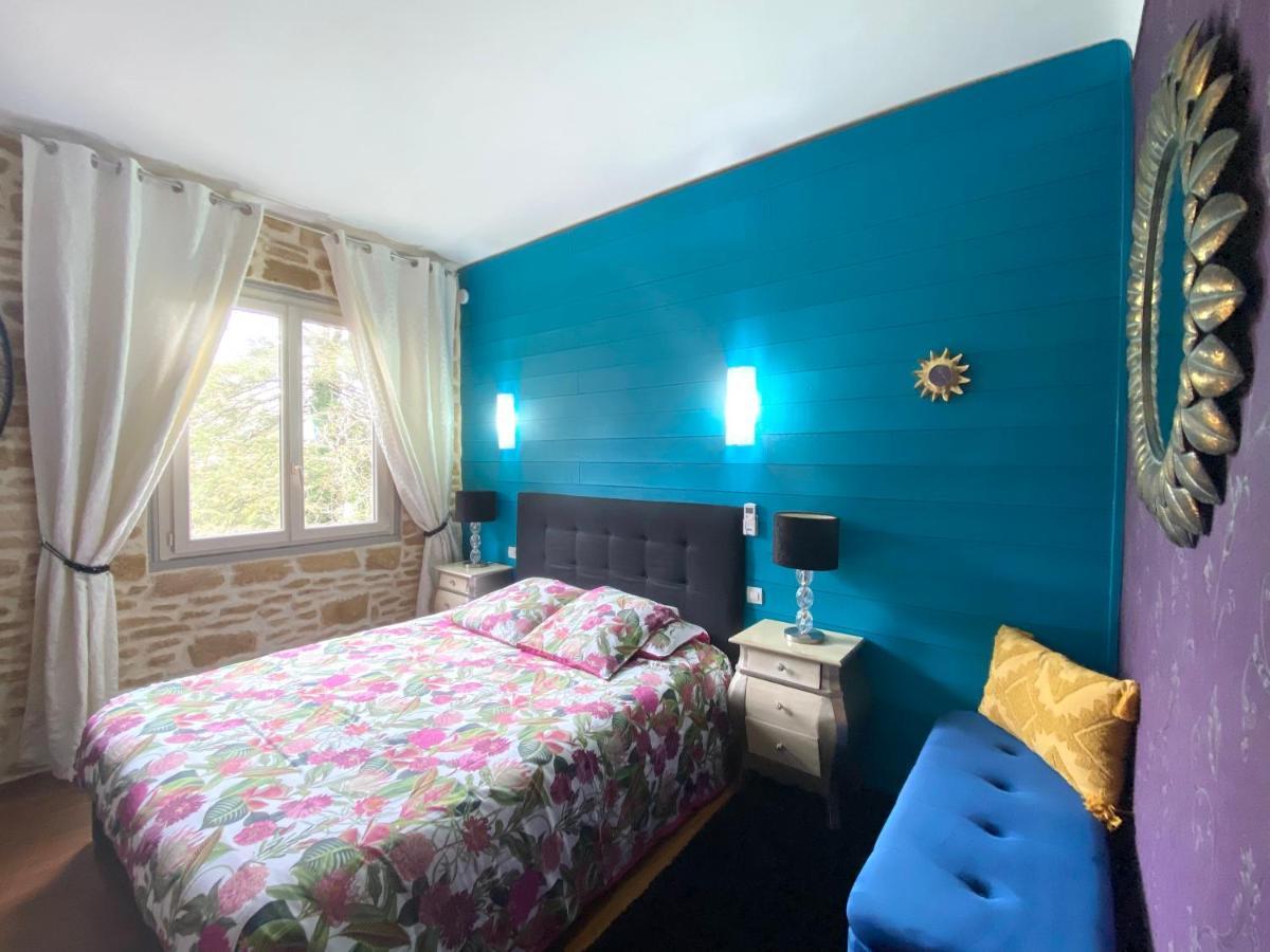 O Clair De Lune Au Coeur De Sarlat - Chambres Climatisees - Parking Prive - Piscine Chauffee - Spa Et Massages المظهر الخارجي الصورة