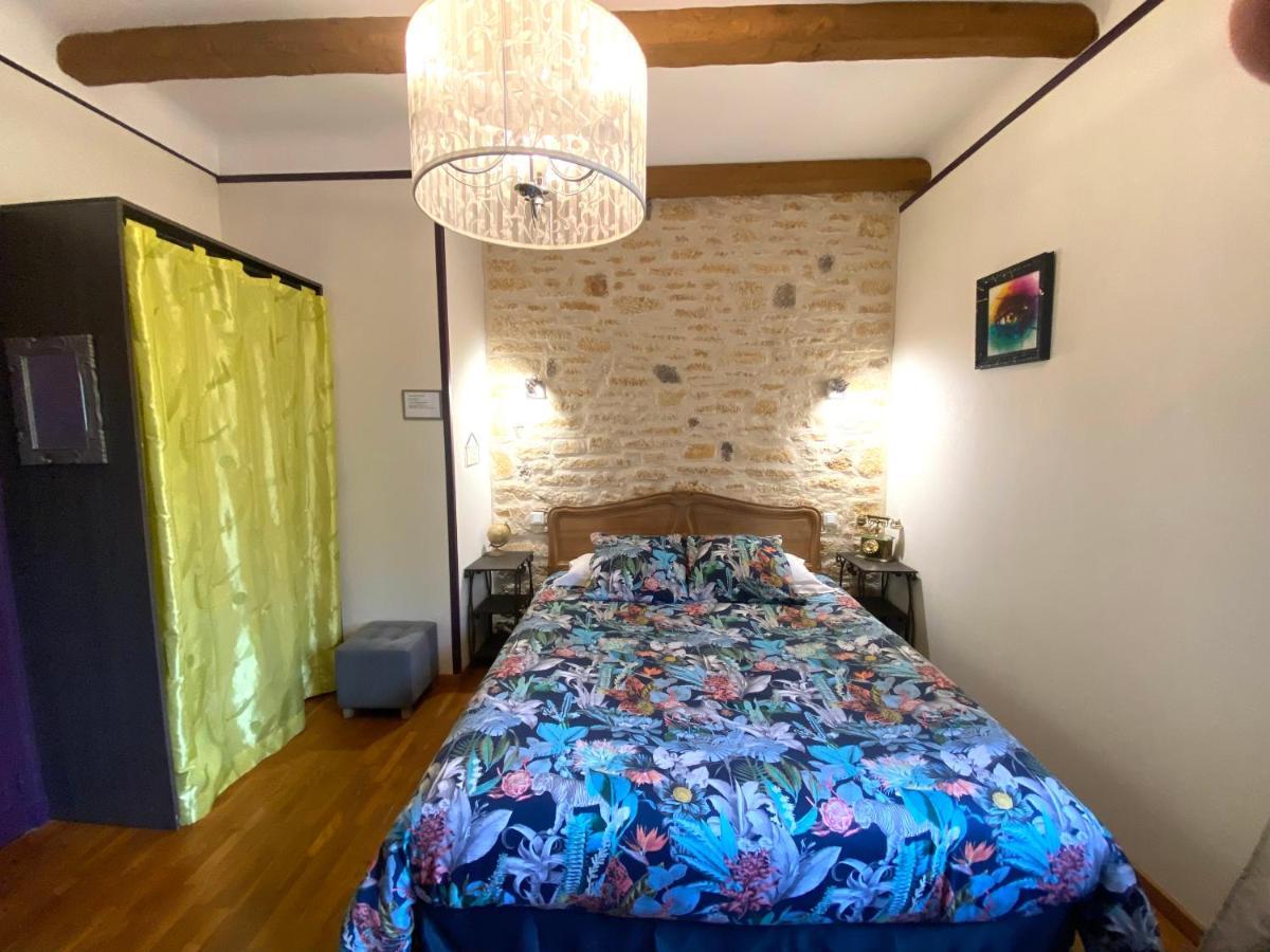 O Clair De Lune Au Coeur De Sarlat - Chambres Climatisees - Parking Prive - Piscine Chauffee - Spa Et Massages المظهر الخارجي الصورة