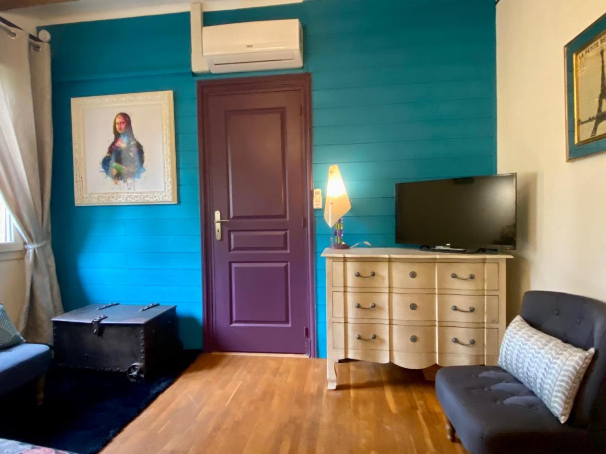 O Clair De Lune Au Coeur De Sarlat - Chambres Climatisees - Parking Prive - Piscine Chauffee - Spa Et Massages المظهر الخارجي الصورة