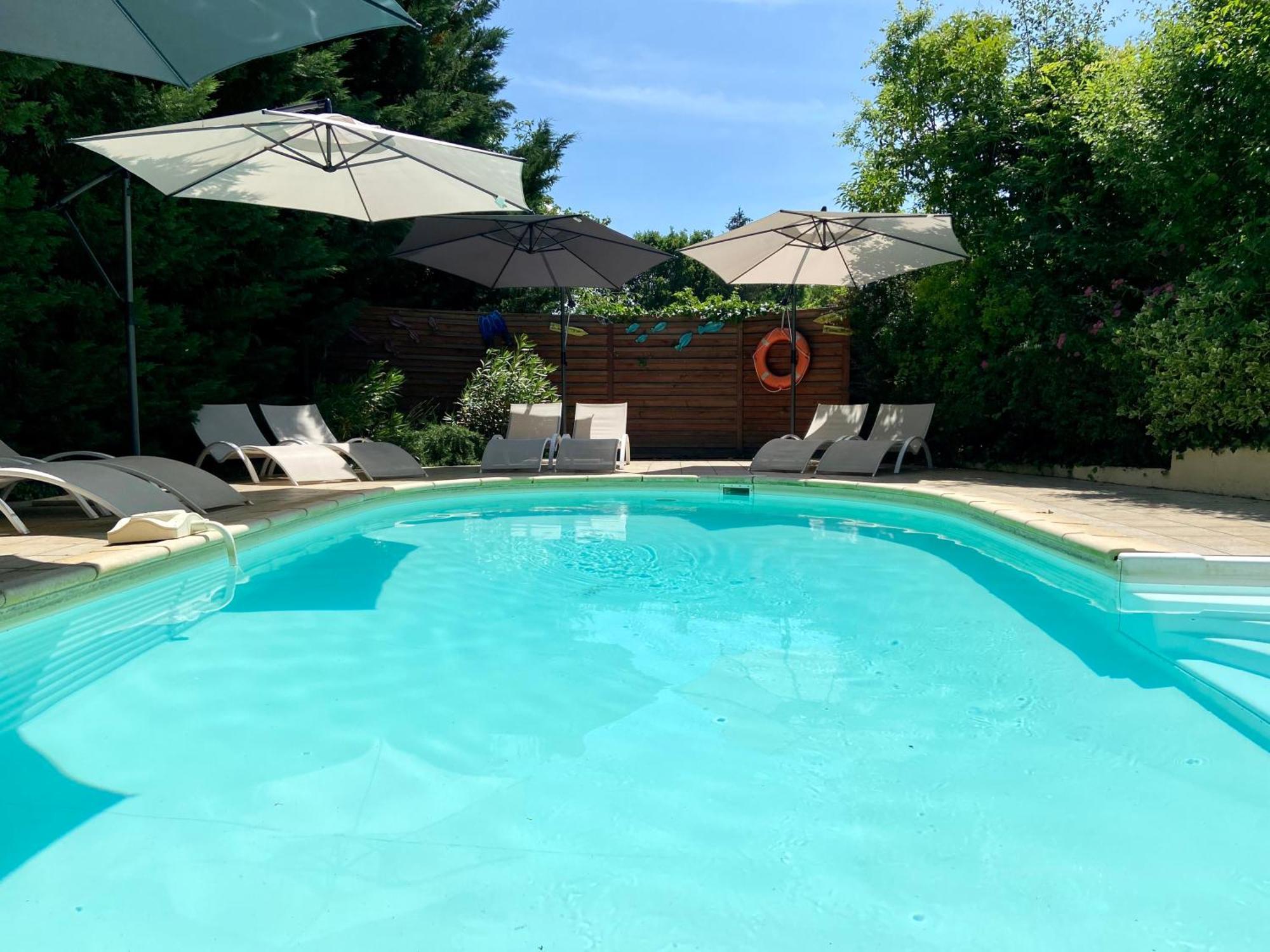 O Clair De Lune Au Coeur De Sarlat - Chambres Climatisees - Parking Prive - Piscine Chauffee - Spa Et Massages المظهر الخارجي الصورة