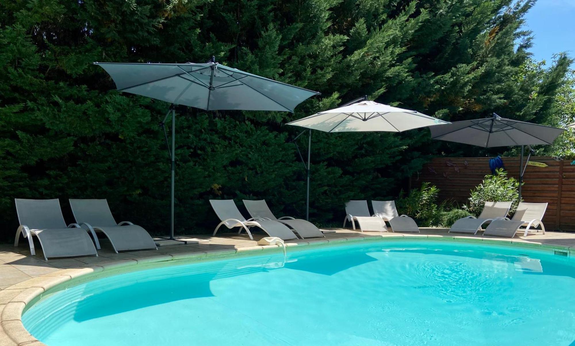O Clair De Lune Au Coeur De Sarlat - Chambres Climatisees - Parking Prive - Piscine Chauffee - Spa Et Massages المظهر الخارجي الصورة