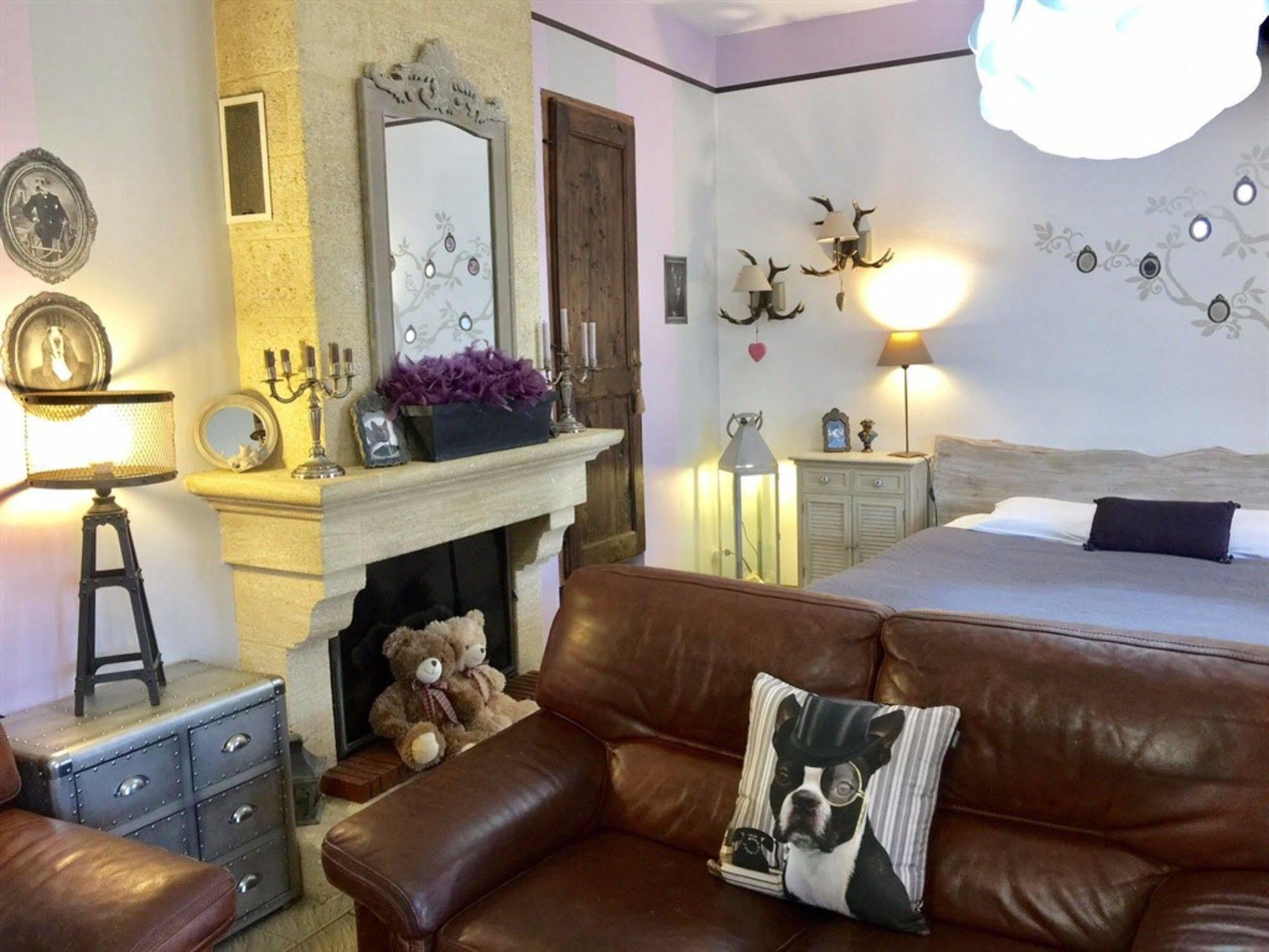 O Clair De Lune Au Coeur De Sarlat - Chambres Climatisees - Parking Prive - Piscine Chauffee - Spa Et Massages المظهر الخارجي الصورة