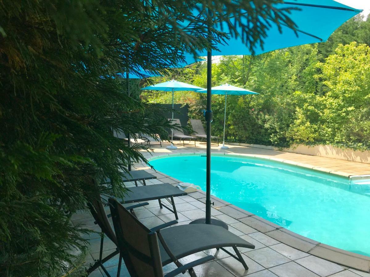 O Clair De Lune Au Coeur De Sarlat - Chambres Climatisees - Parking Prive - Piscine Chauffee - Spa Et Massages المظهر الخارجي الصورة